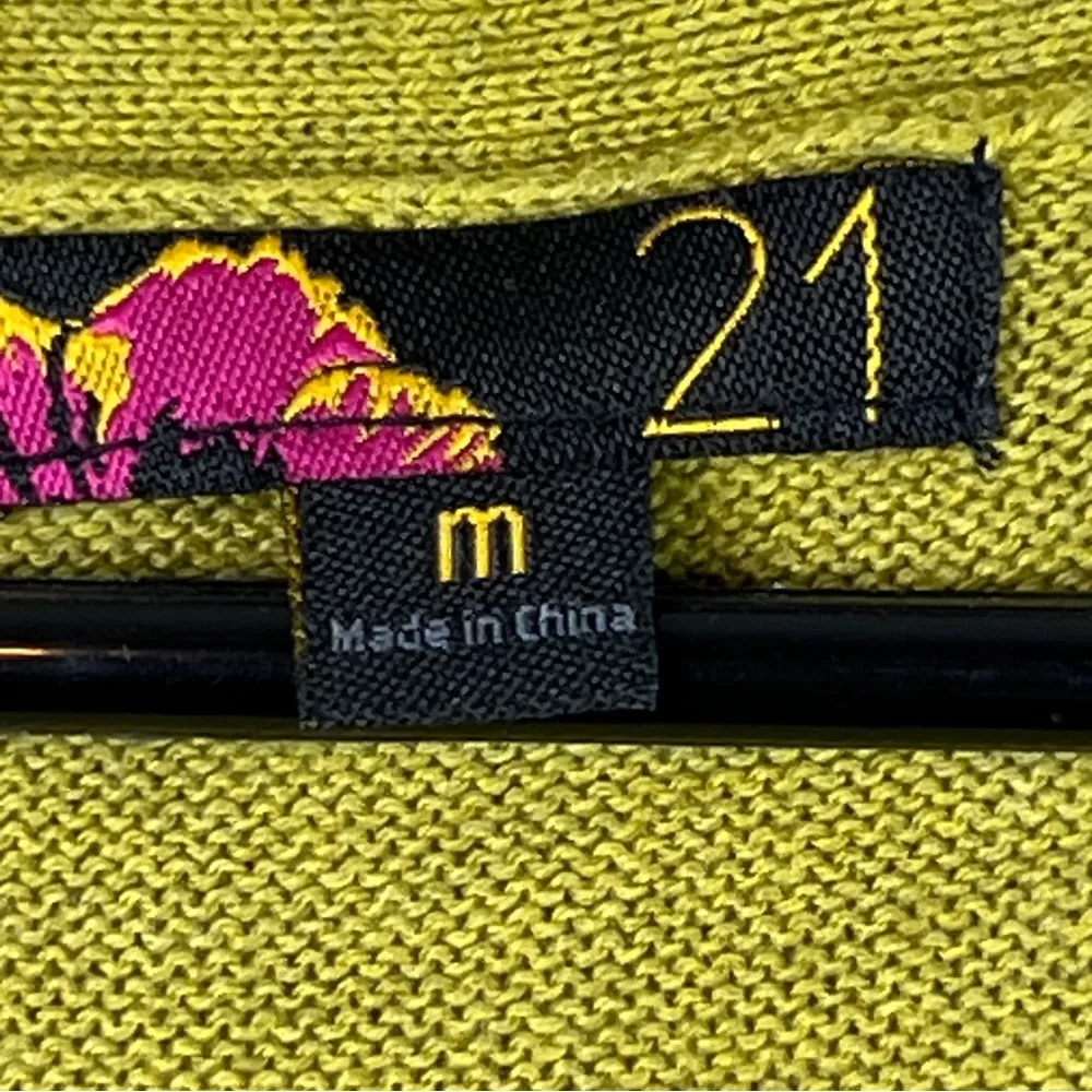 Rue 21 Medium Button Front Lightweight Sweater Vest - Image 6