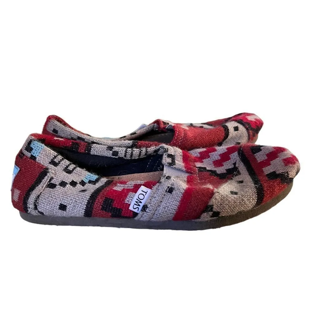 TOMS Aztec print red, black, white and blue flats women’s size 6 - Image 3