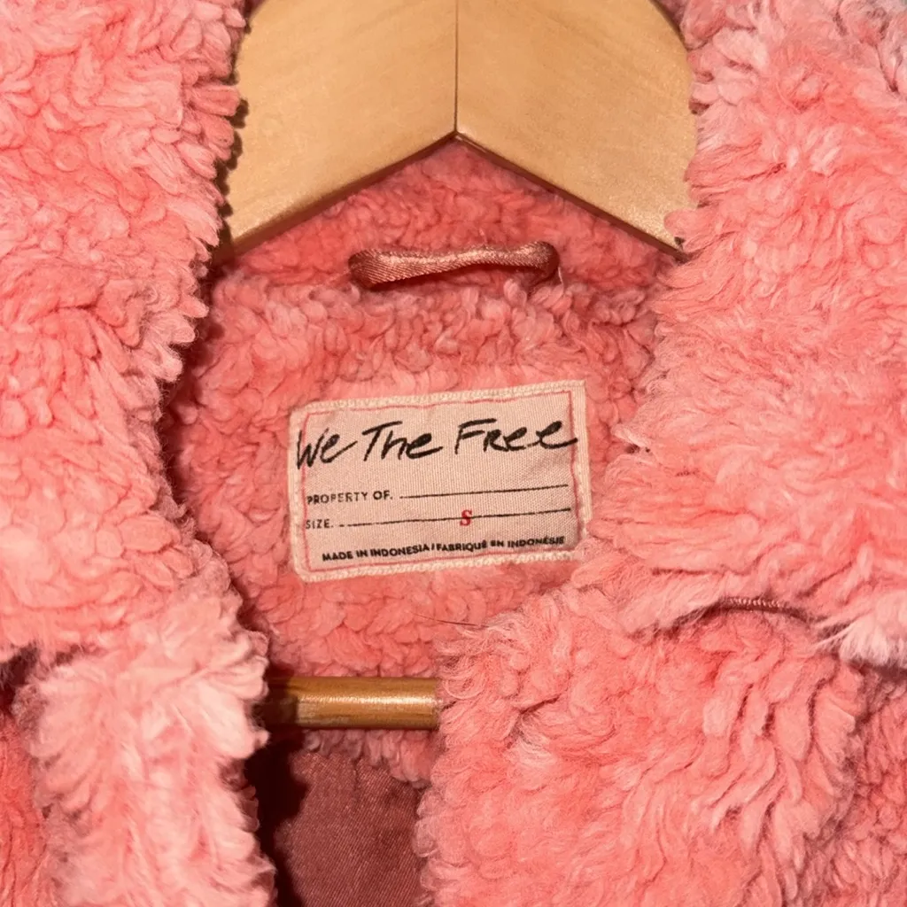 Free People jacket teddy Bear pink small we the free fuzzy cozy pockets snap - Image 3