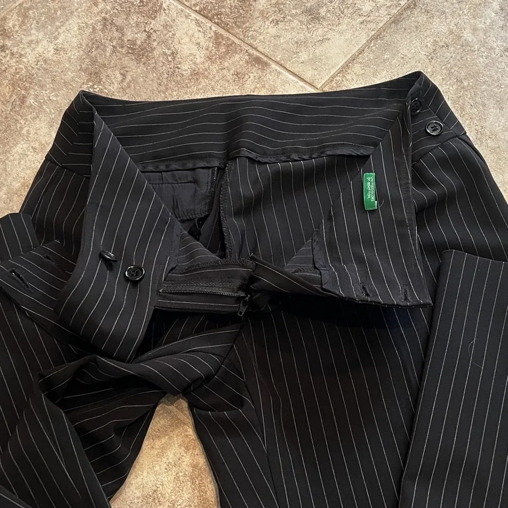 United Colors Of Benetton Wide Leg Pinstripe Pants Black White Stretch 40 / 10 - Image 3