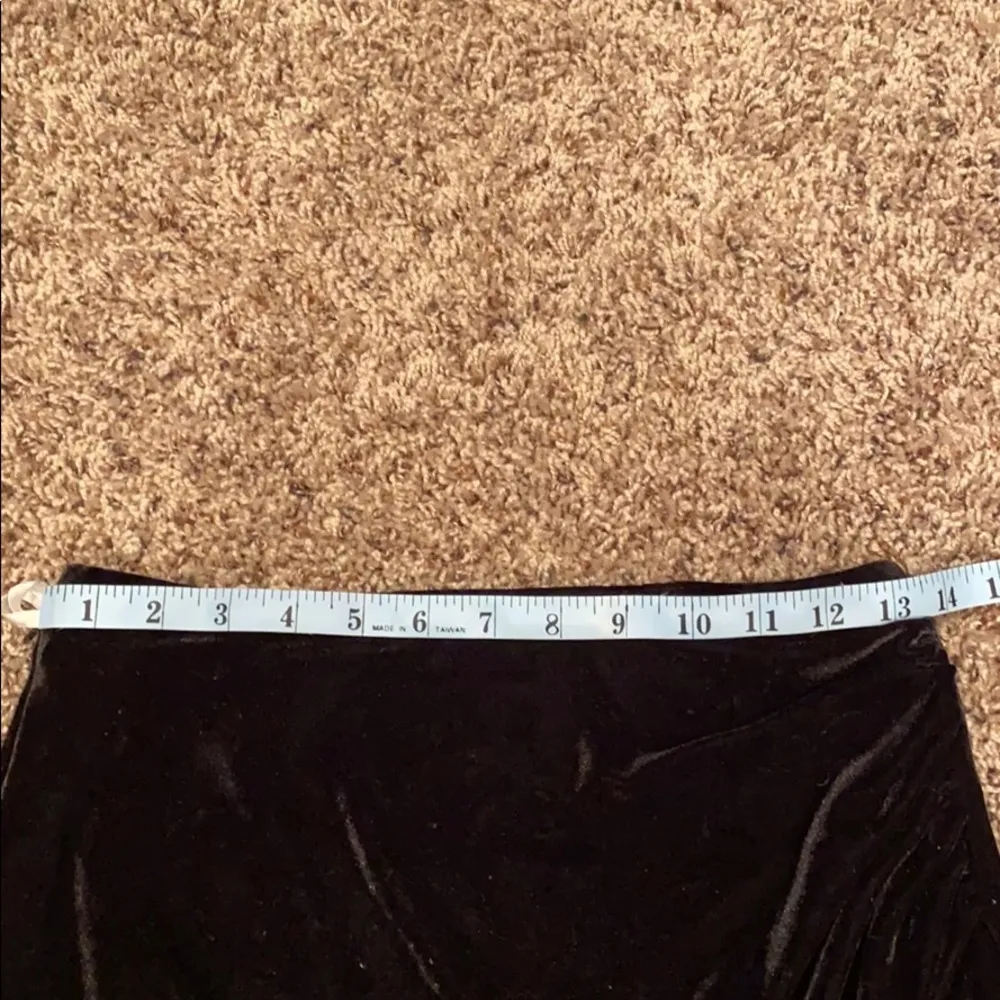 Lovers & Friends Velvet Skirt - Image 10