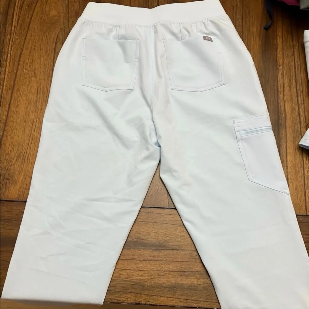 LIMITED EDITION FIGS HW Zamora - Image 4