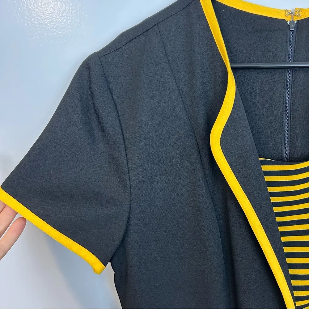 Vintage Julian Taylor Black/Yellow Striped Short Sleeve Sheath Midi Dress Sz14 - Image 4
