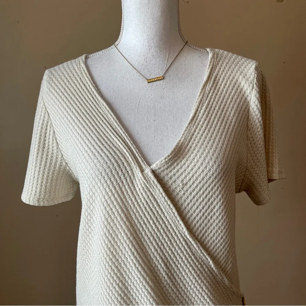 LAZY SUNDAYS | Cream Waffle Knit Spliced Neckline Top Sz L - Image 2