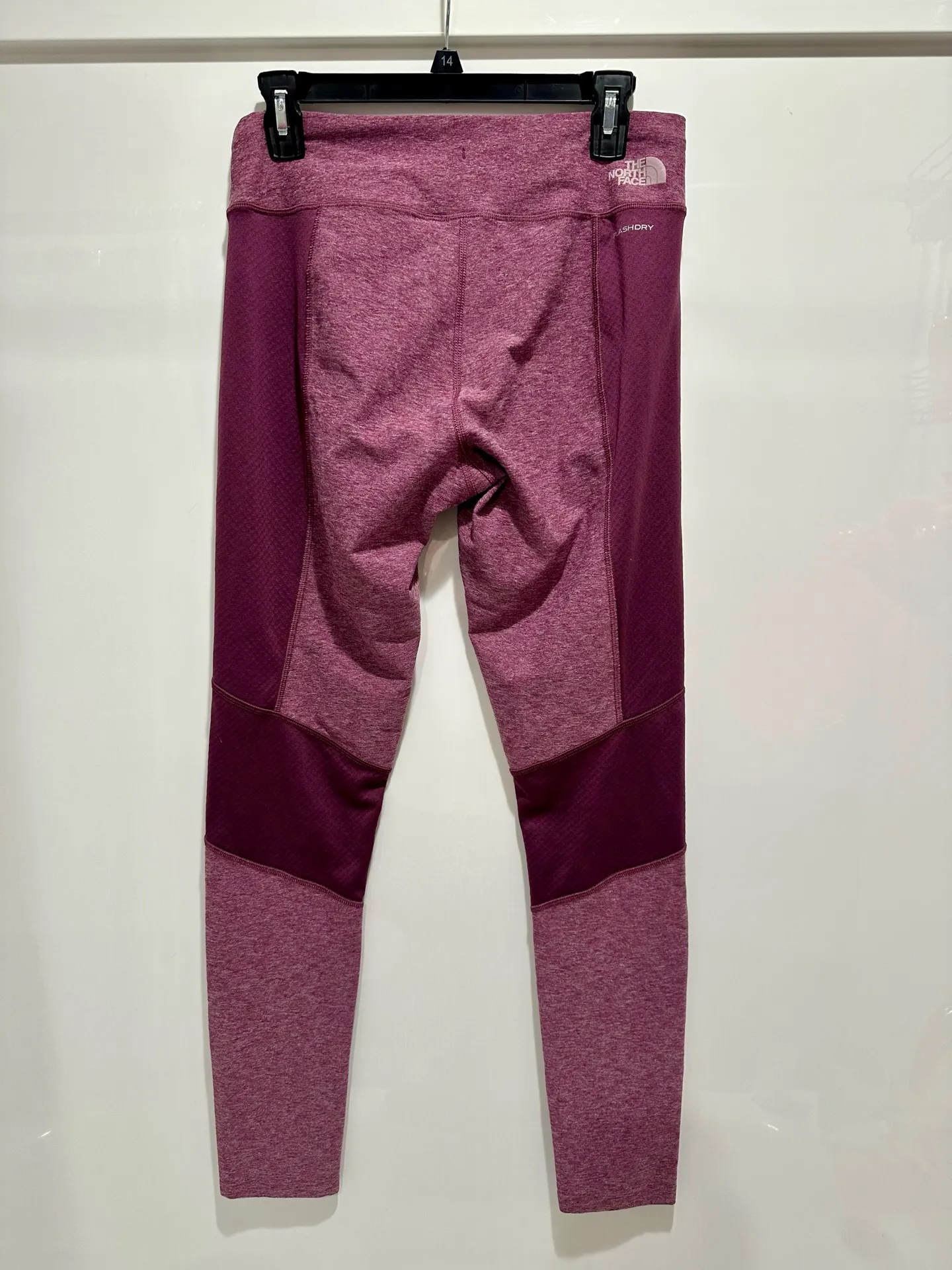 The North Face - Maroon Flashdry Leggings - Perfect Condition! - Image 2