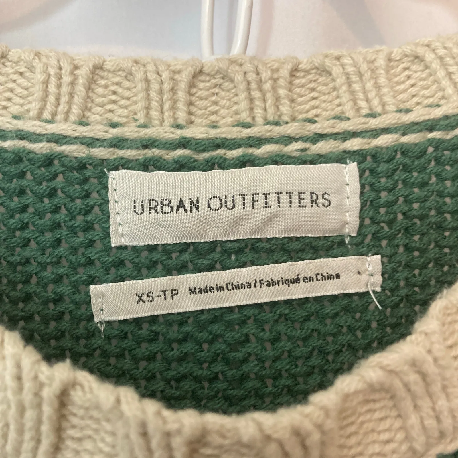 Urban Outfitters Knit Fair Isle Green White Winter Snowflakes Christmas Sweater - Image 7