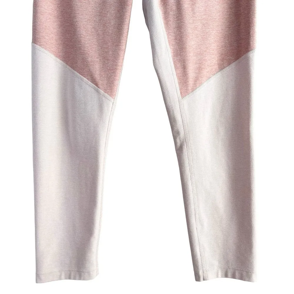 Outdoor Voices 3/4‎ Warmup Leggings in two-tone pink, Size Medium - Image 8
