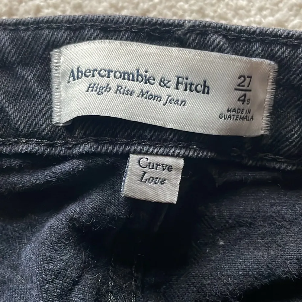 Super Cool Abercrombie & Fitch Black Ripped Mid Rise  Jeans - Image 5