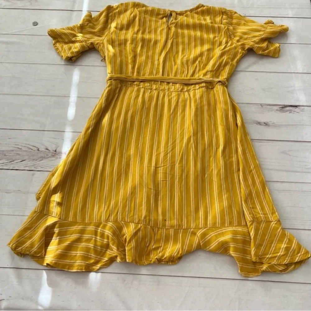 Francesca’s Blue Rain Yellow Ashton Stripe Faux Wrap Dress Size Medium - Image 10