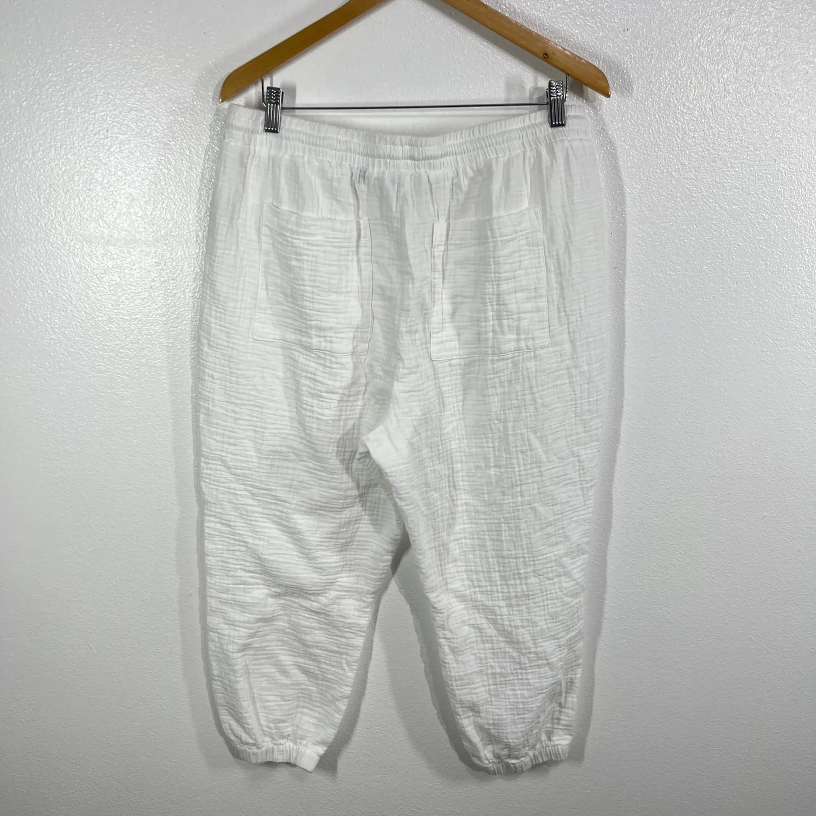 Cabi Gauze Cropped Pants Women's L White 100% Cotton Elastic Waist - Image 2