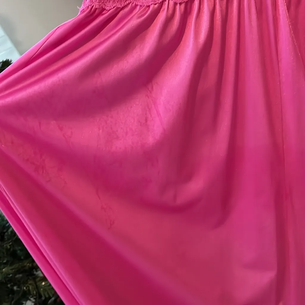 Shadowline size, large Elegant Pink Lace Nightgown - Image 7