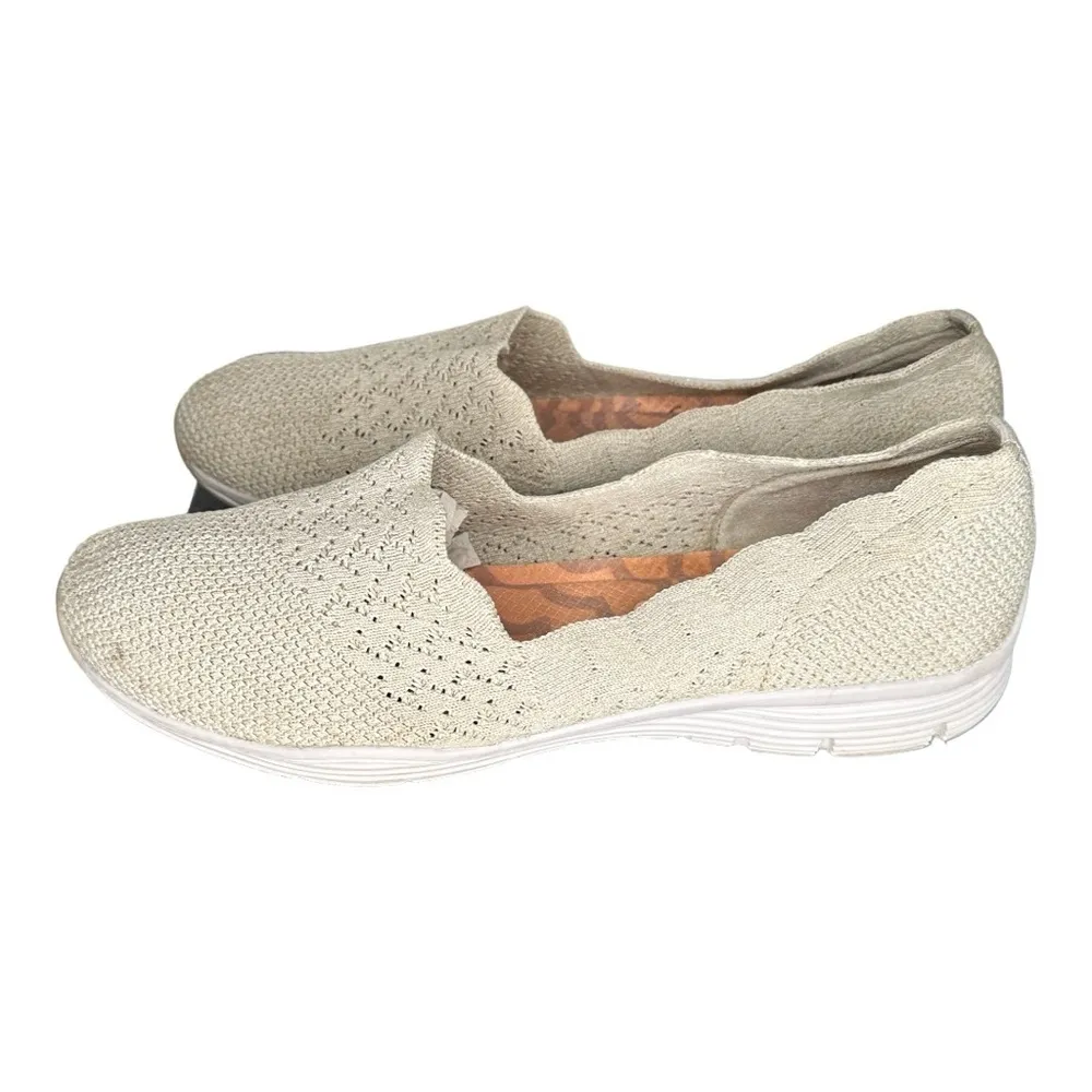 Skechers Classic‎ Fit Air-Cooled Memory Foam Shoes - Image 5