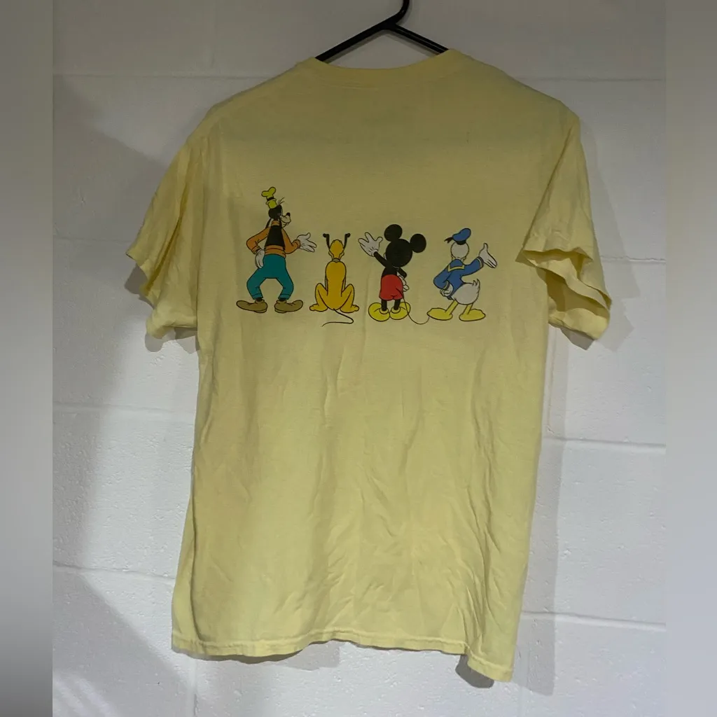 Disney  tee medium - Image 2