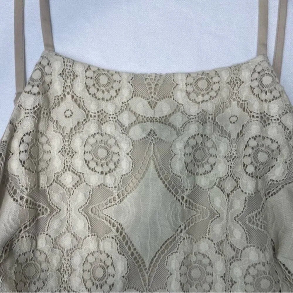 Eyelet Lace Cami Tank Top beige tan camisole women’s size small - Image 3