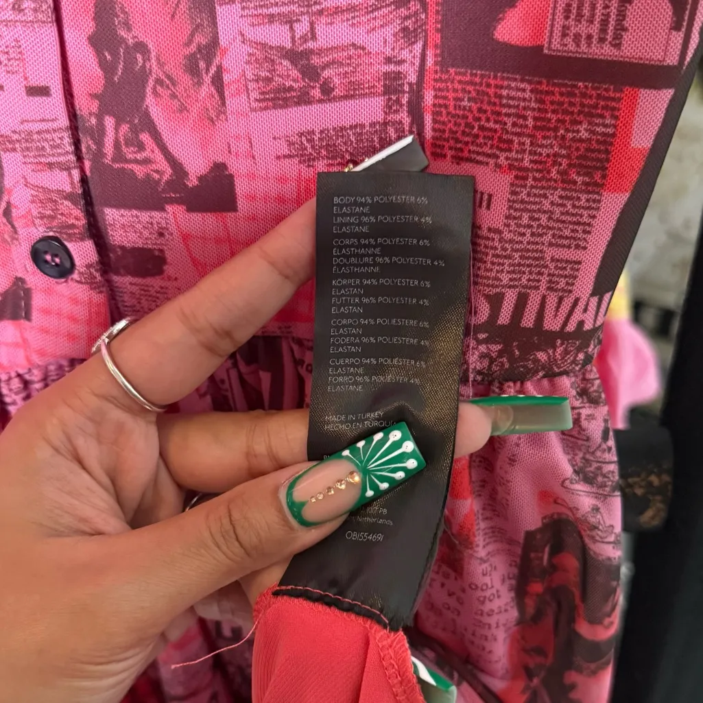 Urban Outfitters Pink Music Festival Print Newspaper Mini Dress Womens XS EUC - Image 7