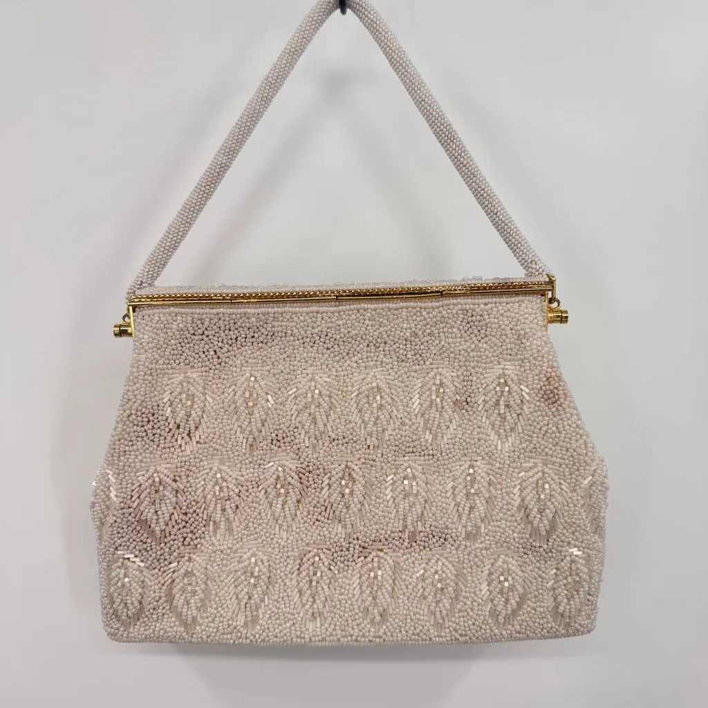 Antique Vintage 1950s Seed Beaded Clutch Purse Leaf Design Magnetic Closure Gold - Image 3