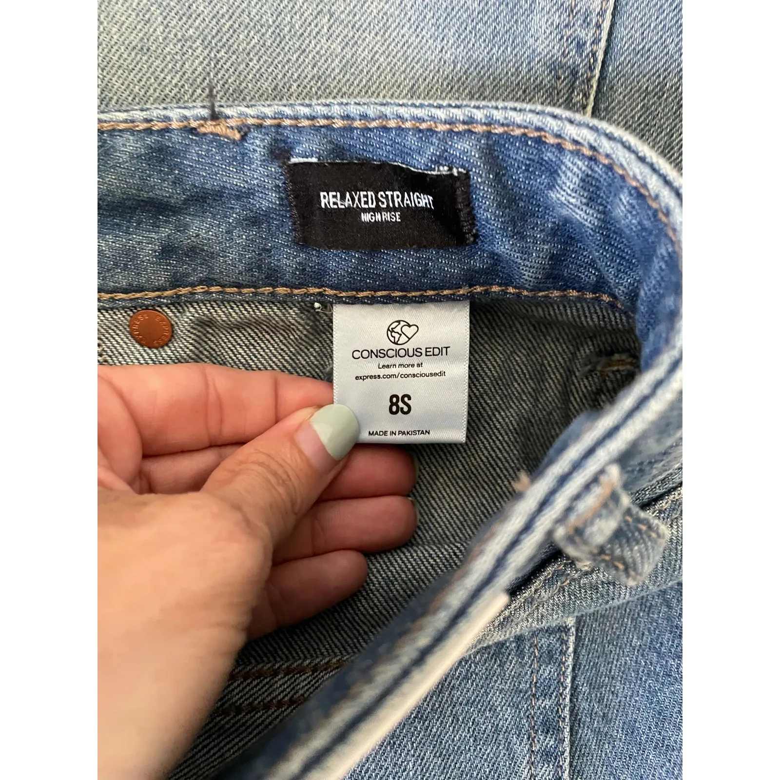 Express Button Fly Relaxed Straight High Rise Jeans Black Size 8 Short - Image 11