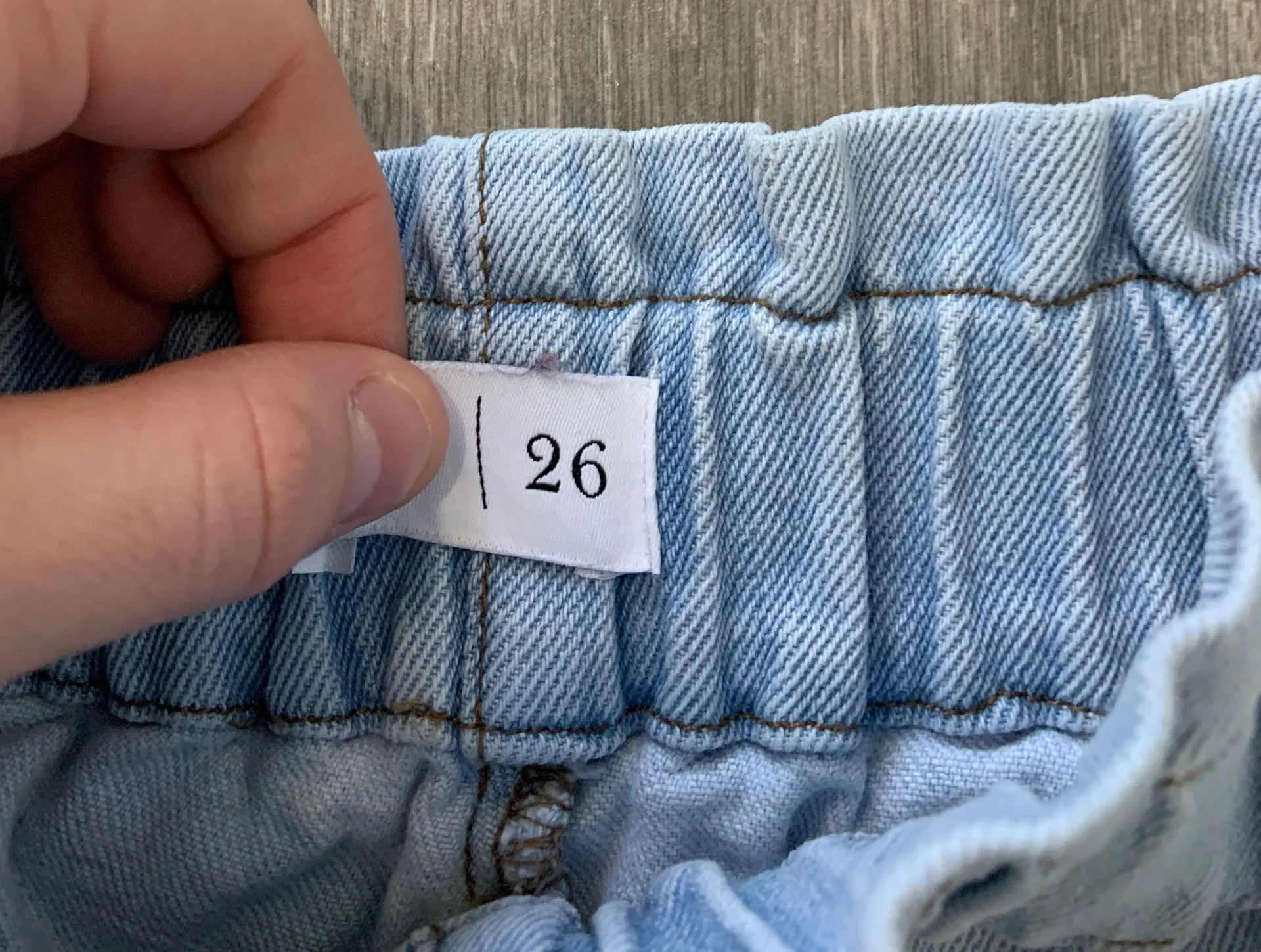 Scrunchy Waist Denim Shorts Blue Size 26 - Image 3