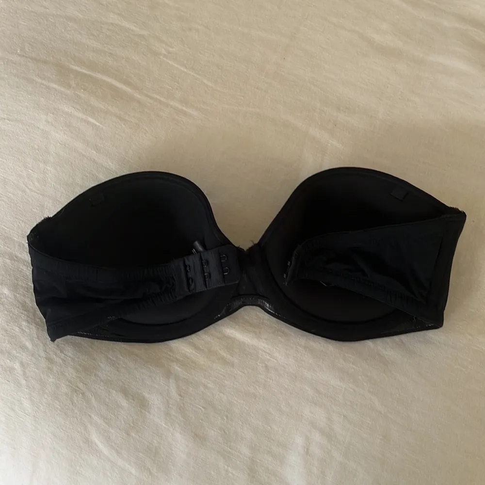 Brand new without tags Calvin Klein black strapless push up bra 32c - Image 2