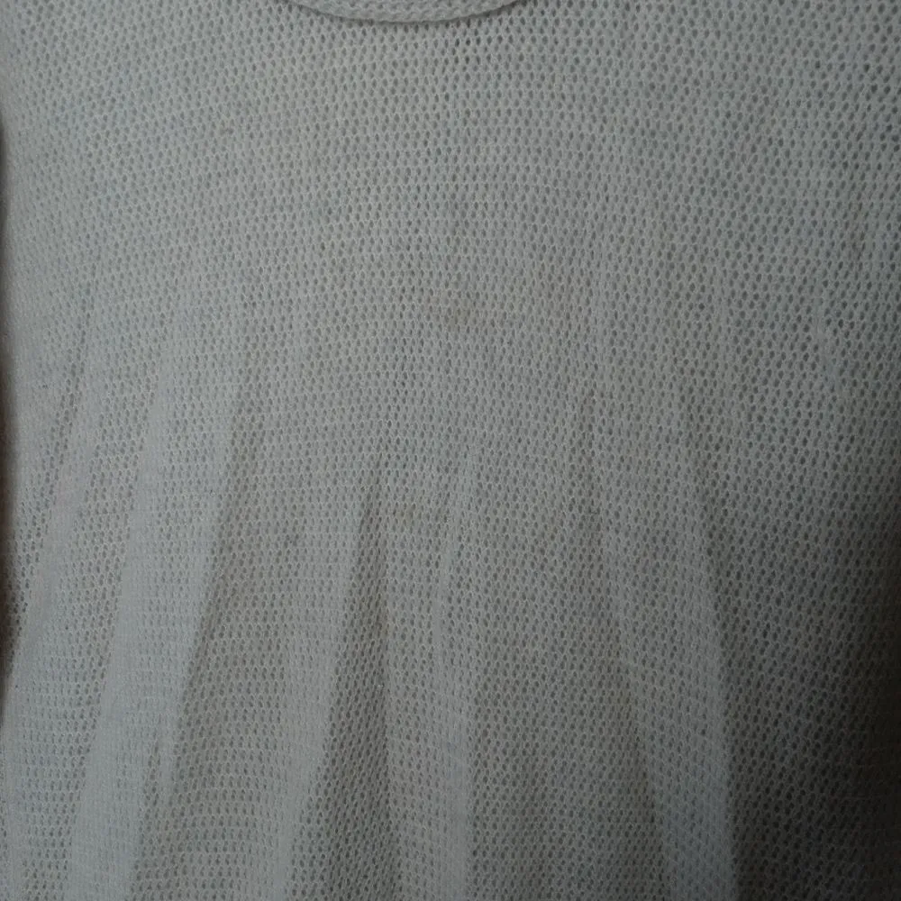 Cashmere Saks Fifth Avenue sweater size XS - Image 3
