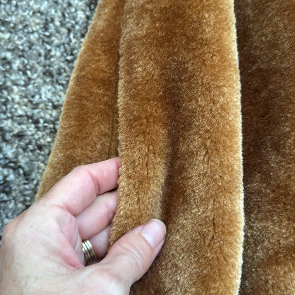 Wild Fable Faux Fur Jacket - Image 5