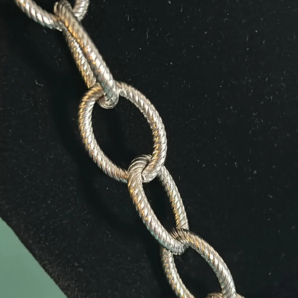 Faceted Ocean Blues Statement Necklace on Silver Tone Oval Link Chain - Image 3