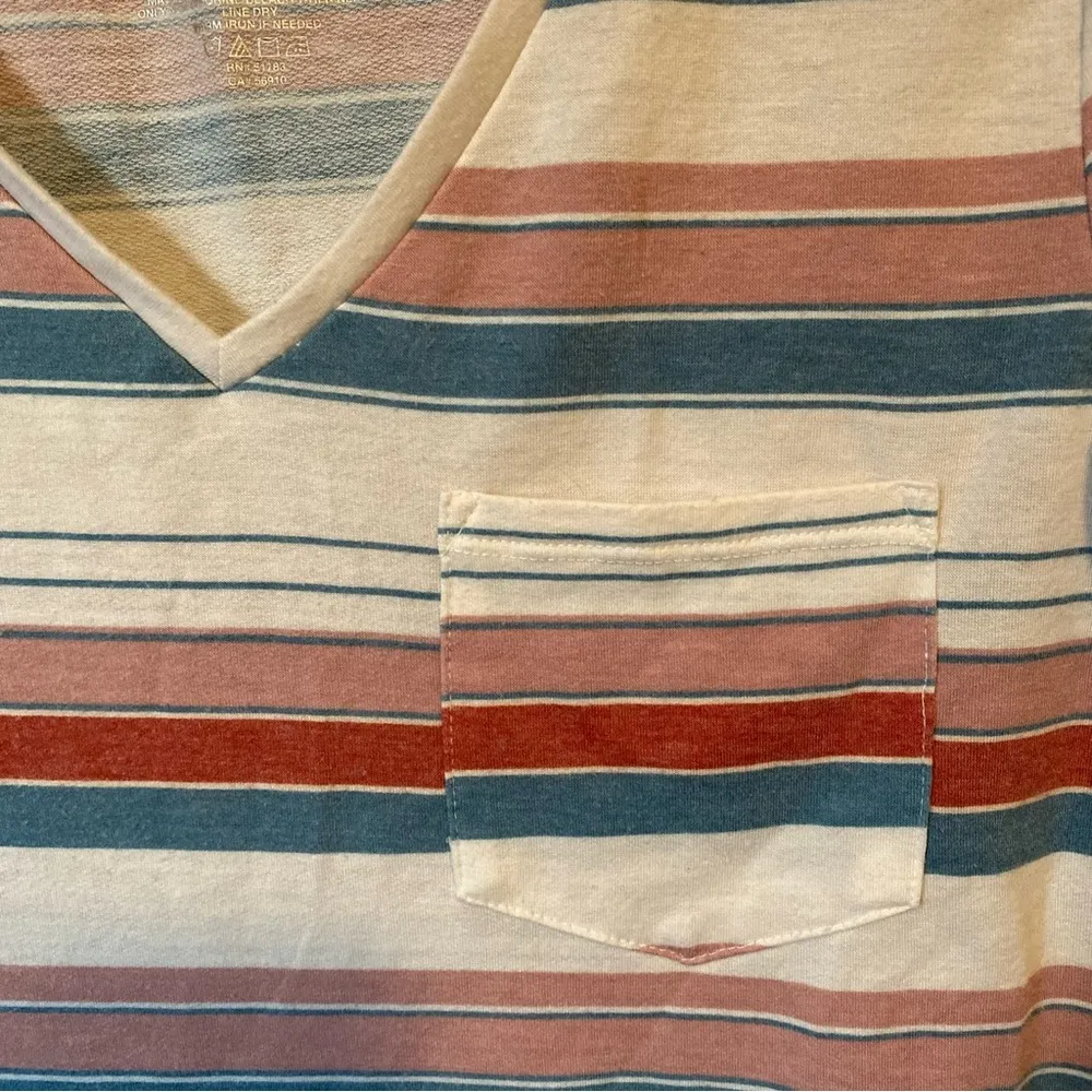 Maurice’s V-Neck Women's Top - Image 3