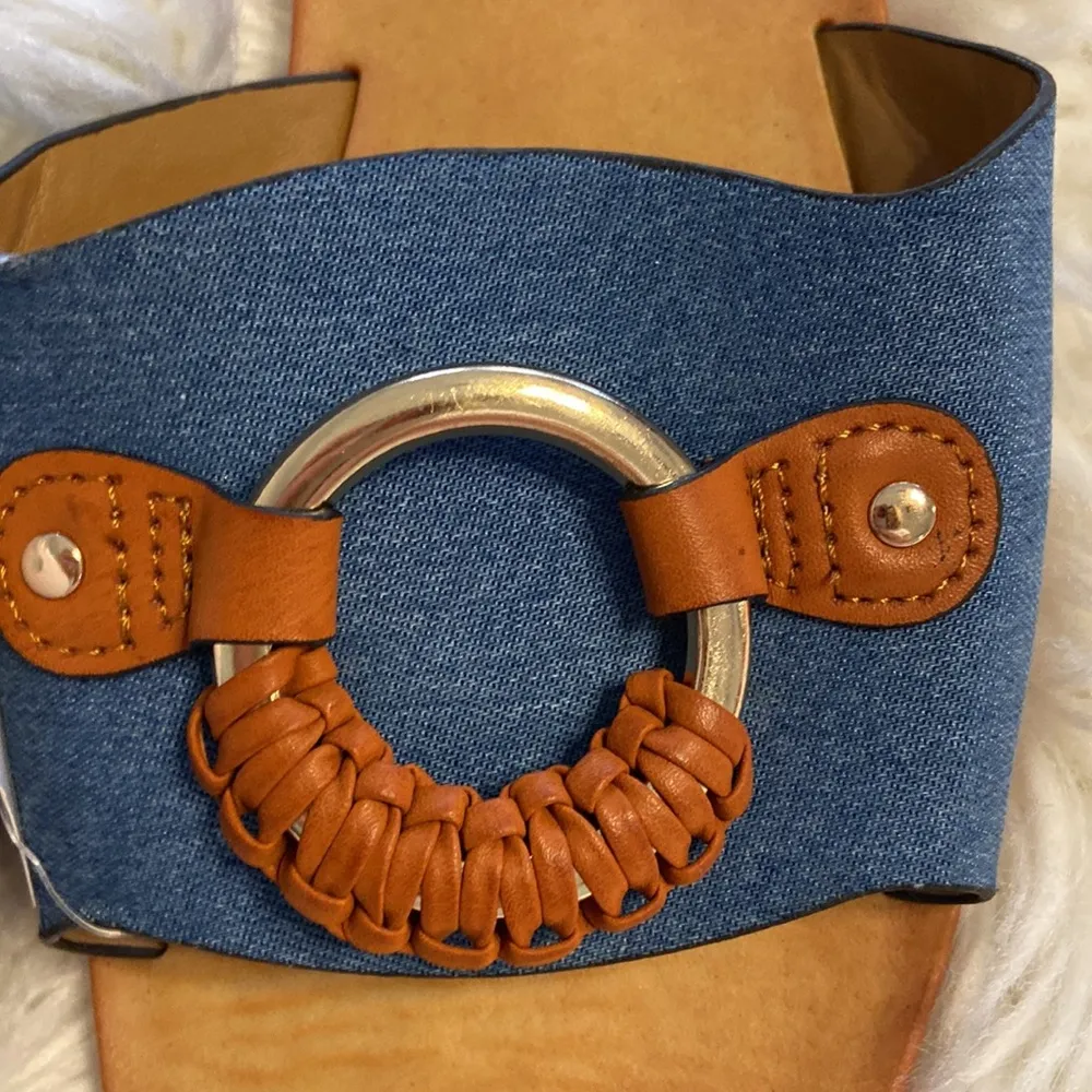 ROUGE Sandals size 10 brand new - Image 2