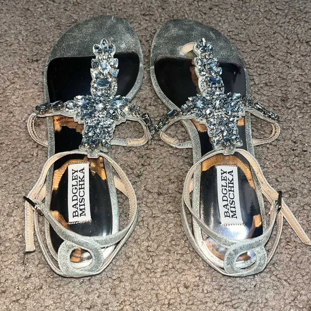 BADGLEY MISCHKA Cara II Crystal Embellished Flat Sandal Rhinestone Bling 7 - Image 4