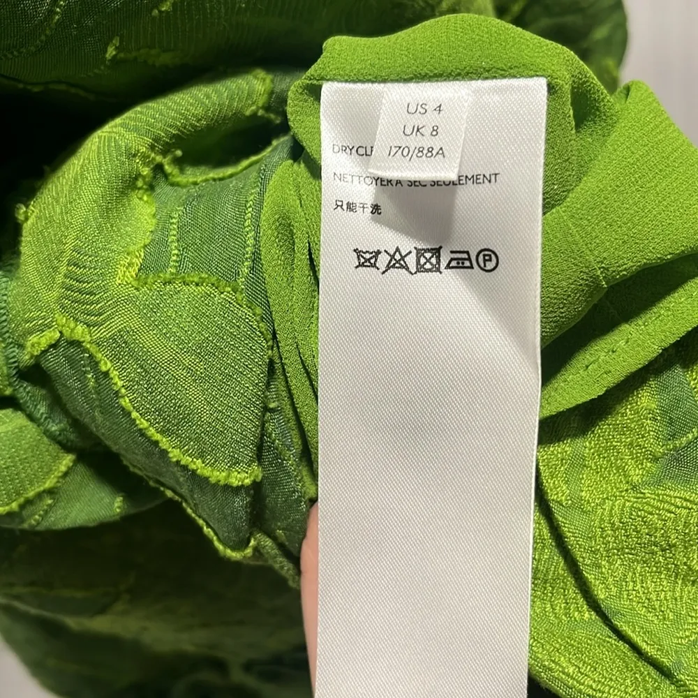 ANTHROPOLOGIE (Maeve) Savannah Peplum Textured Floral Blouse, Green, Size 4 - Image 9