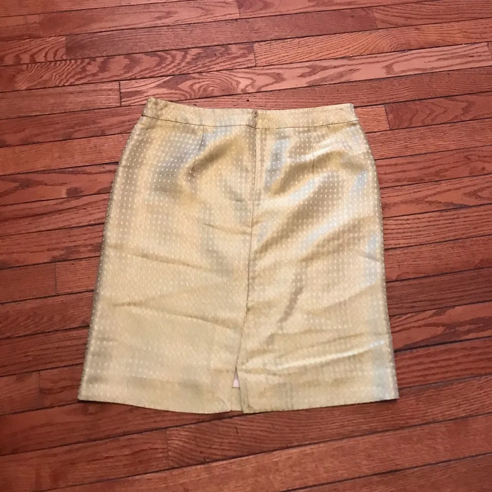 J.Crew Gilded Jacquard Silk Pencil Skirt Sz 8 - Image 4