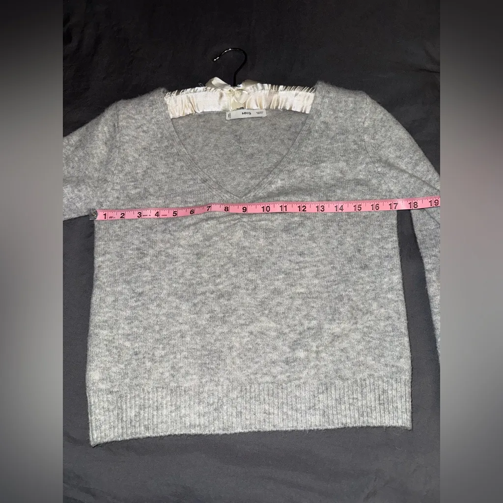Mango Gray V-Neck Sweater Soft Knit Fitted - Image 6