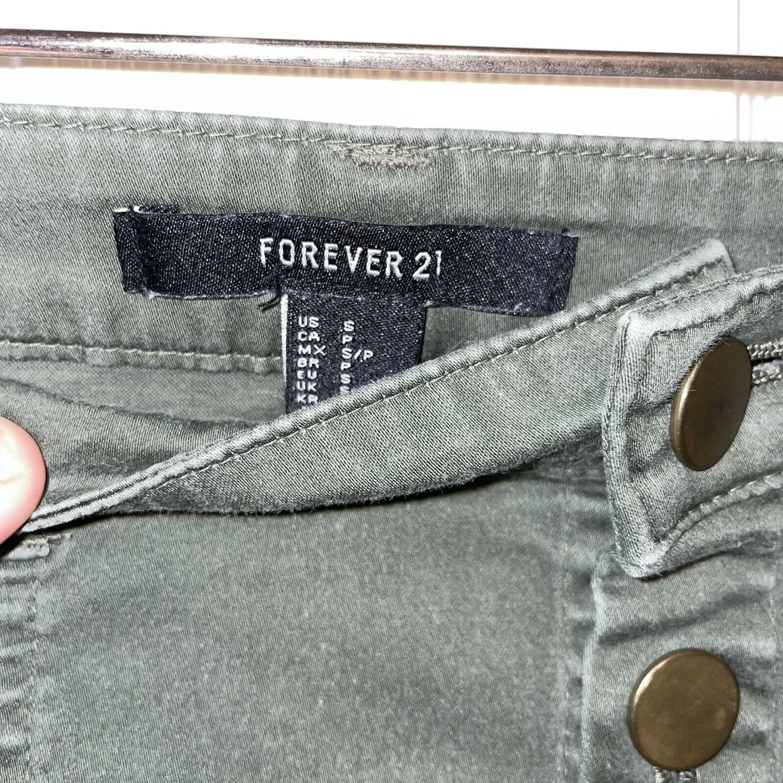 Forever 21 Women's Dark Green Denim Skirt Size Small‎ Mini Skirt - Image 4