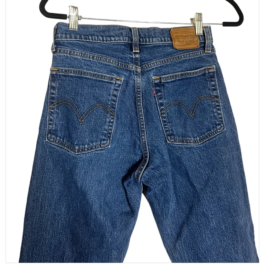 Levi's Premium WEDGIE STRAIGHT FIT WOMEN'S
JEANS BUTTON FLY size 26 - Image 9