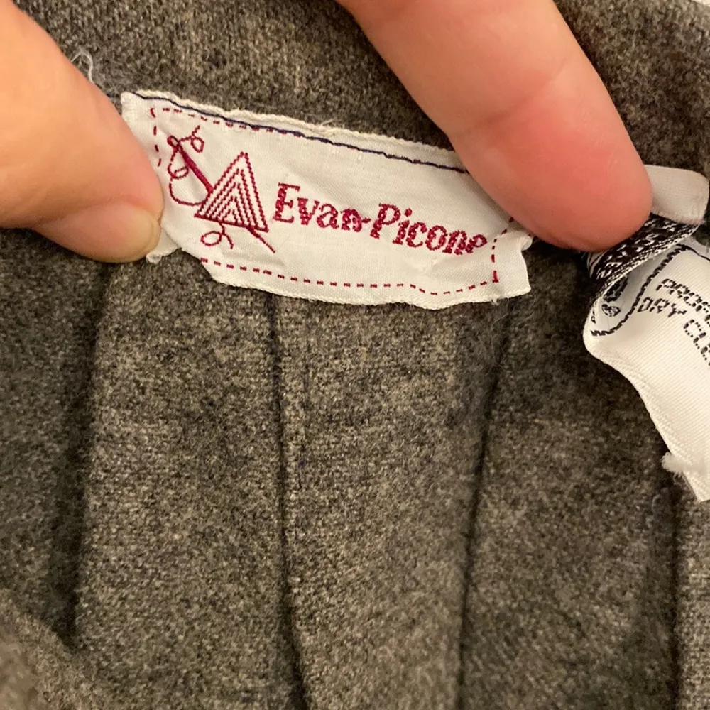 Evan Picone wool skirt. Midi-length. Vintage. Heather gray. Size 4 - Image 3