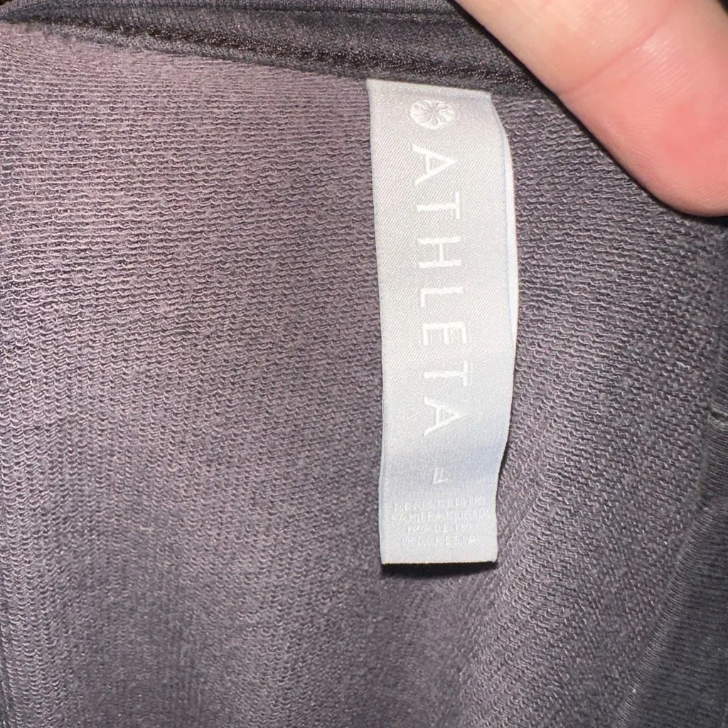 Athleta cozy gray camo L Athleisure sweatshirt - Image 3