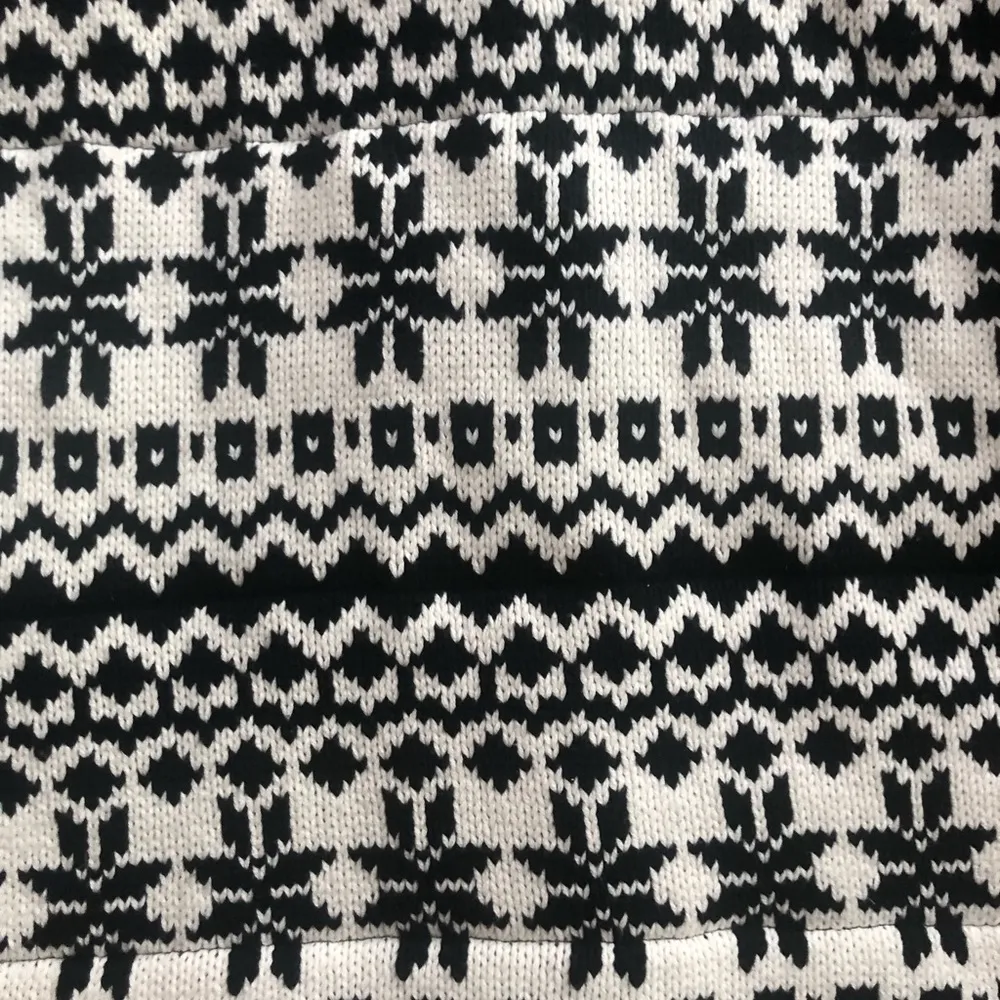 Talbots Woman Black/White Nordic Sweater Vest with Fur Trim Black White 2X - Image 6