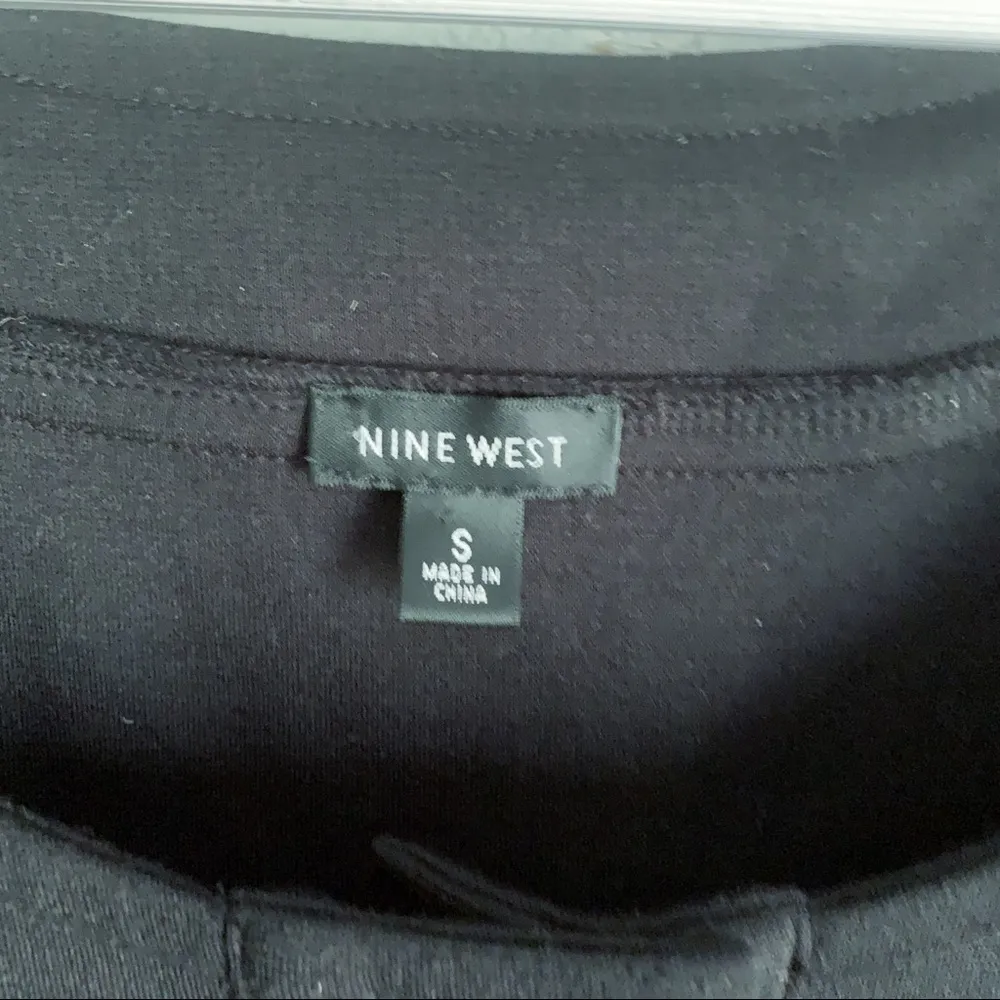 NINE WEST Black Relaxed Shift Mini Dress Puff Sleeve Small LBD Goth Wednesday - Image 2