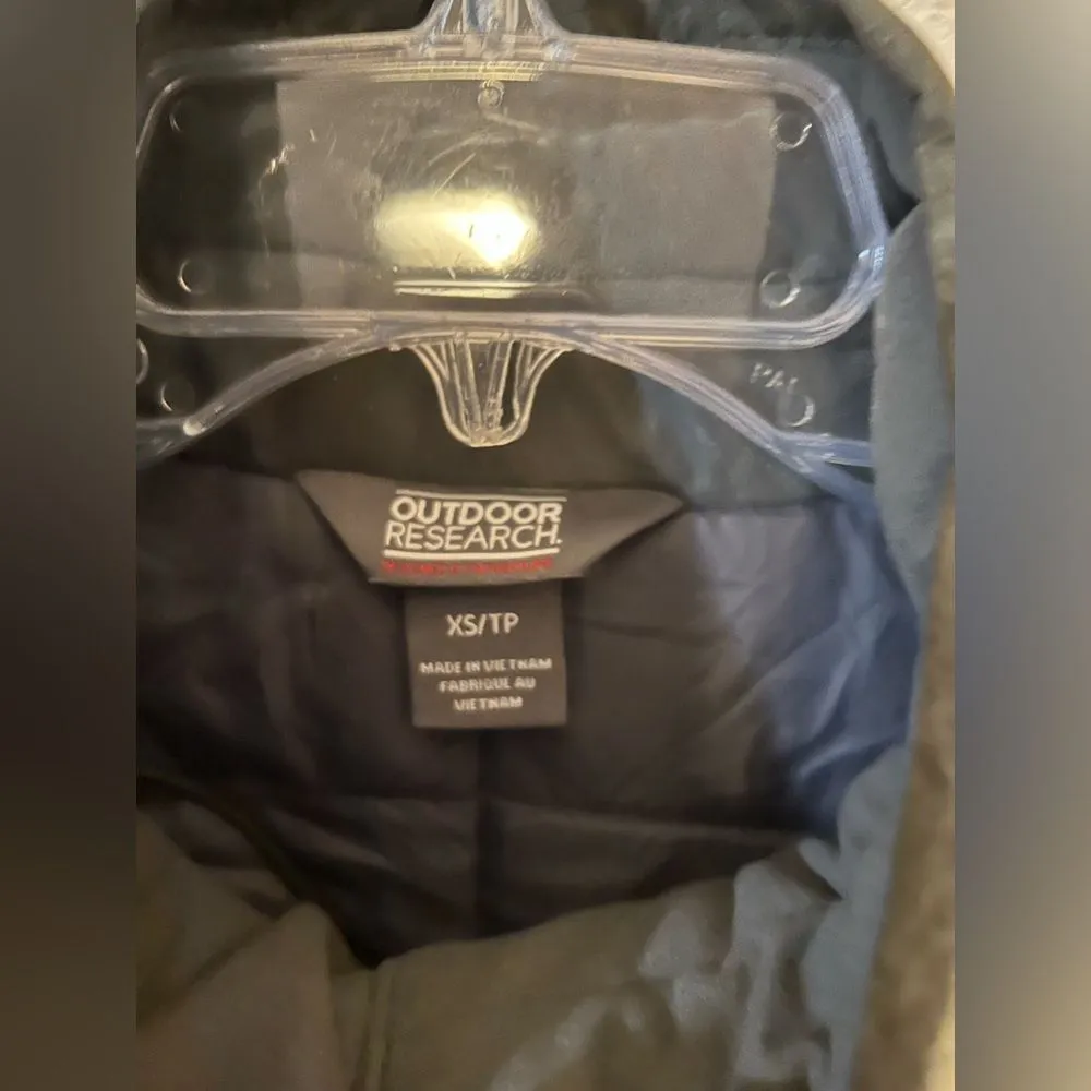 OUTDOOR RESEARCH performance jacket army green - Image 9