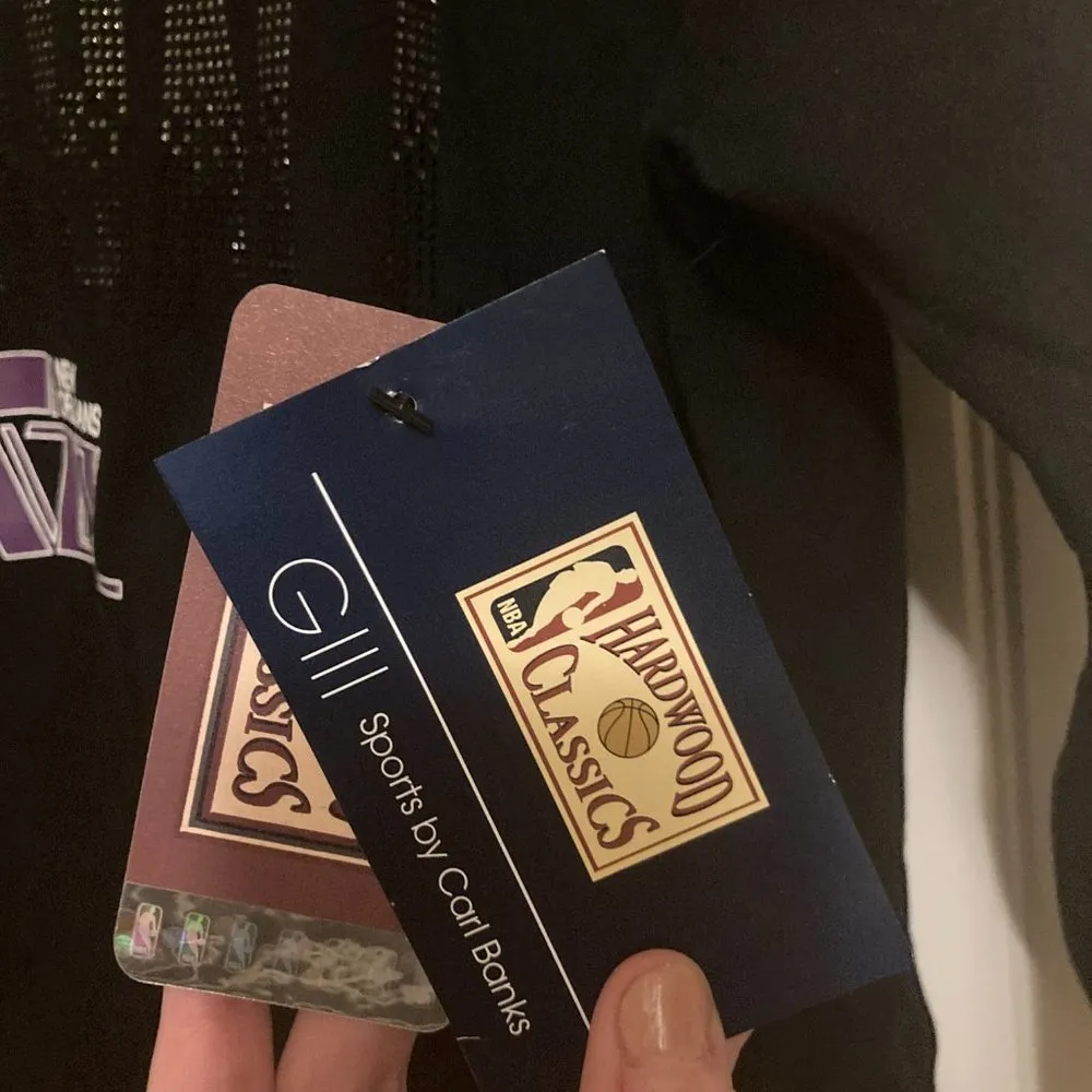 New Orleans Jazz Hardwood Classics Sweatshirt Black Womens Large NWOT Carl Banks - Image 2