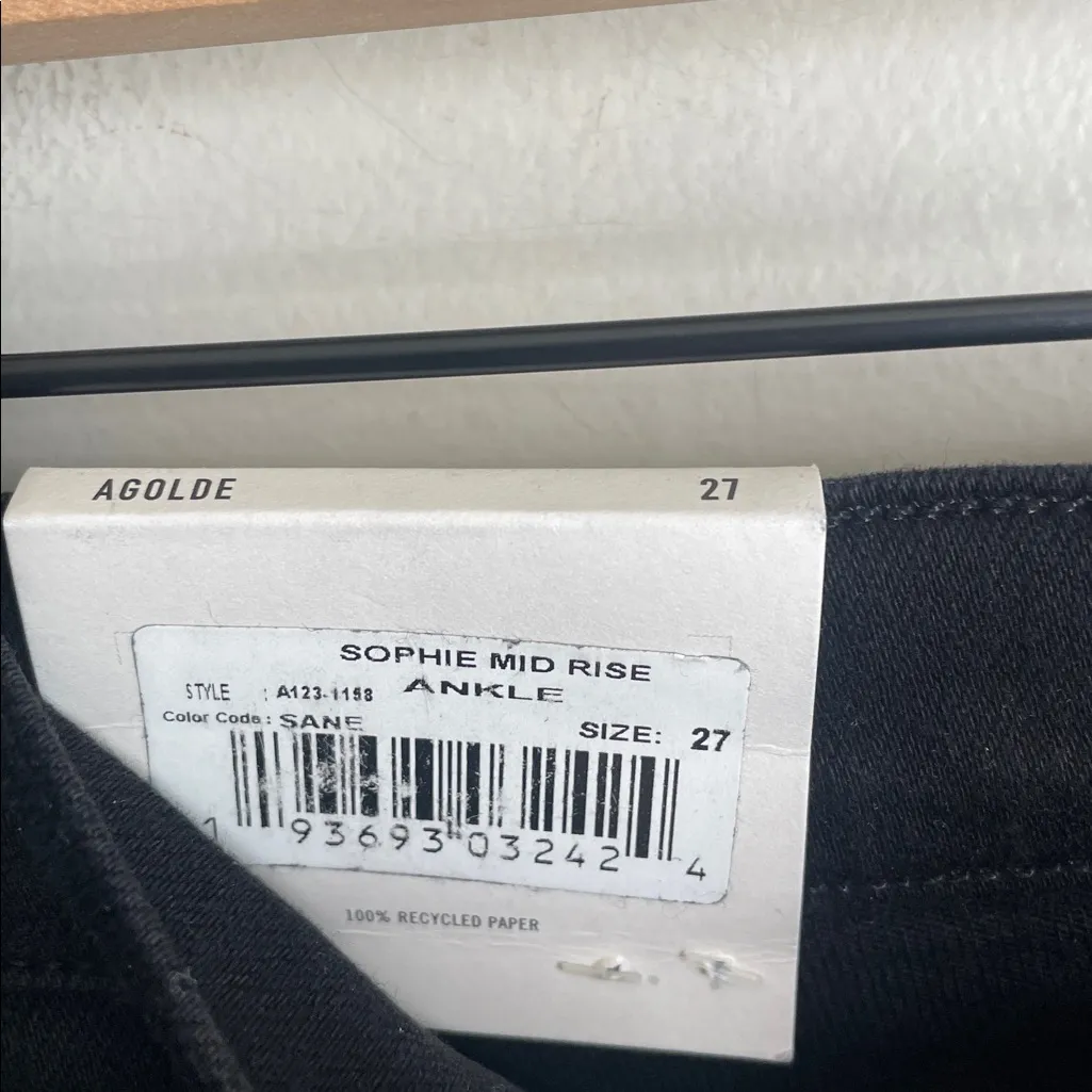 AGOLDE Sophie Mid Rise Ankle Skinny Jeans in Sane Black - Image 6