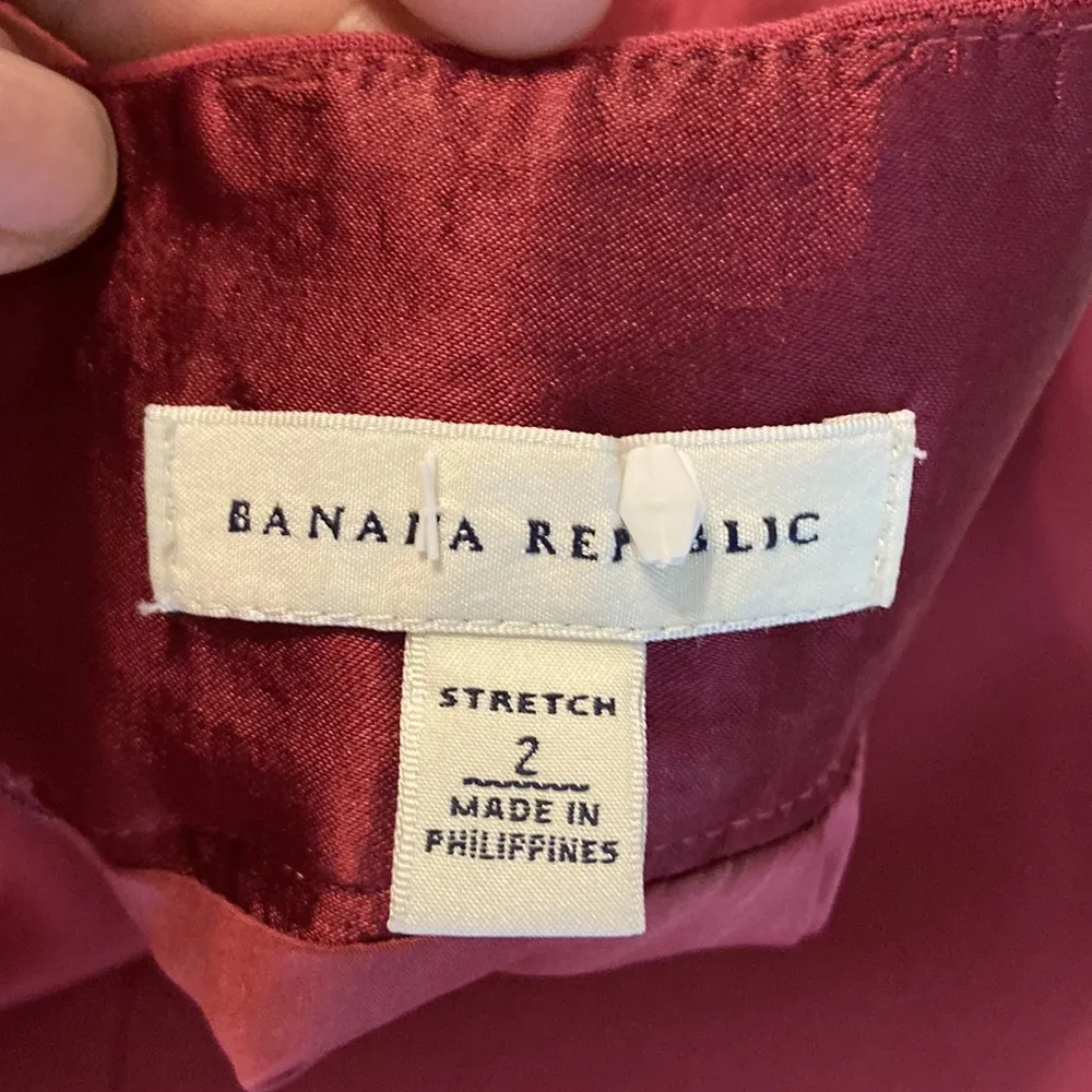 Banana Republic Women skirt size 2 long 21” excellent condition NWOT - Image 5