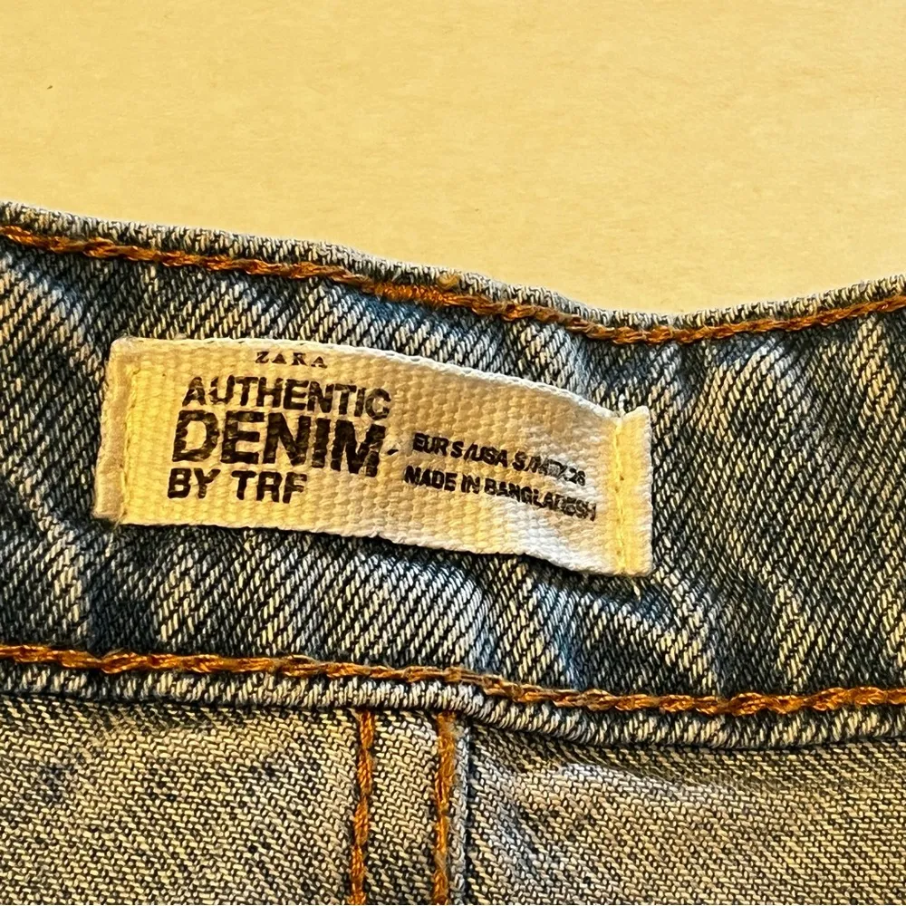 ZARA Authentic Denim TRF Womens Size Small Blue Denim Jean Skirt Red Stripe Mini - Image 3