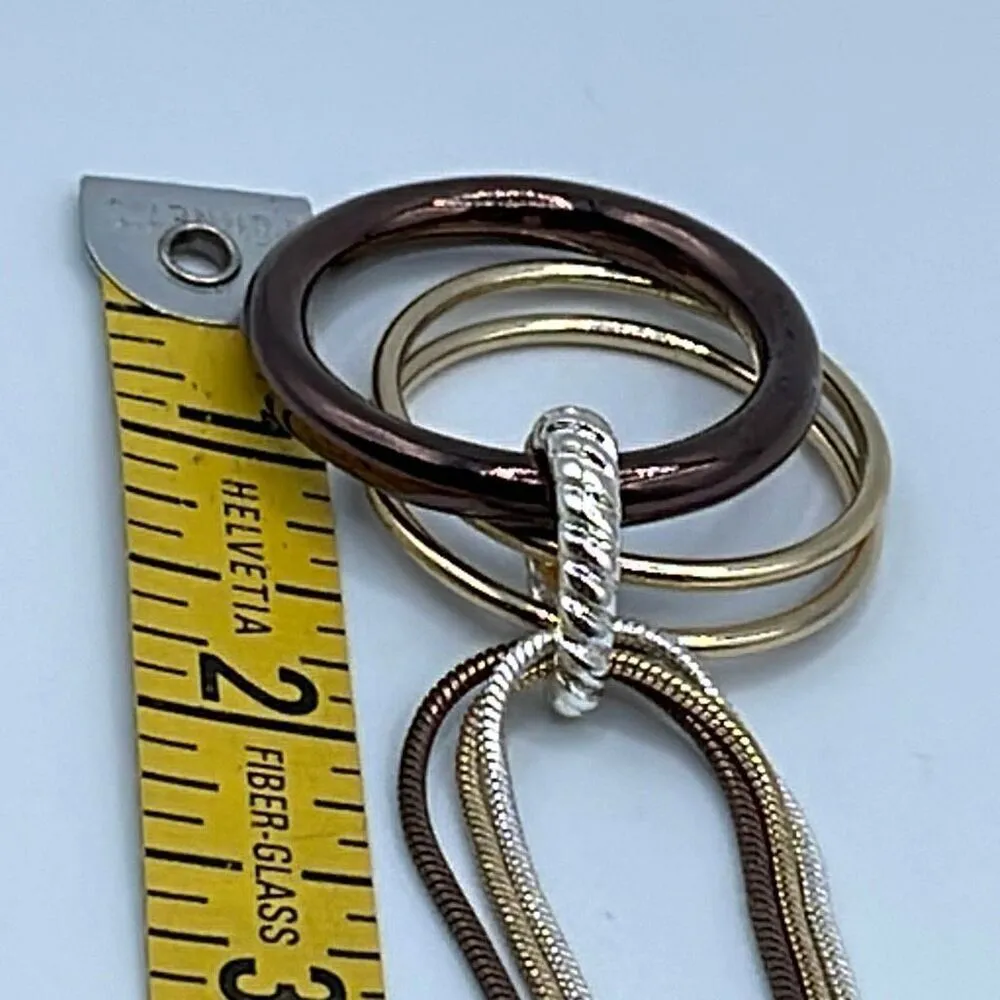 Triple strand mixed metals chains rings pendant necklace - Image 7