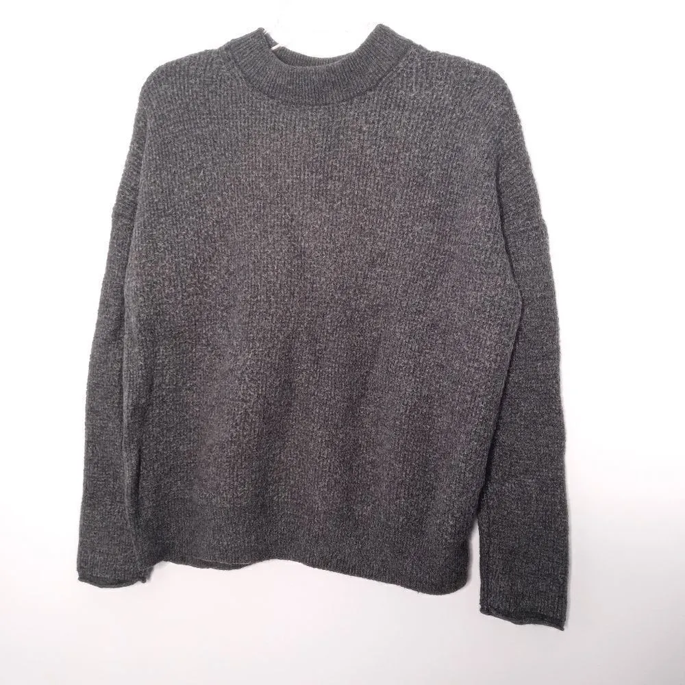 Point Sur J.Crew gray button back sweater size XS - Image 6