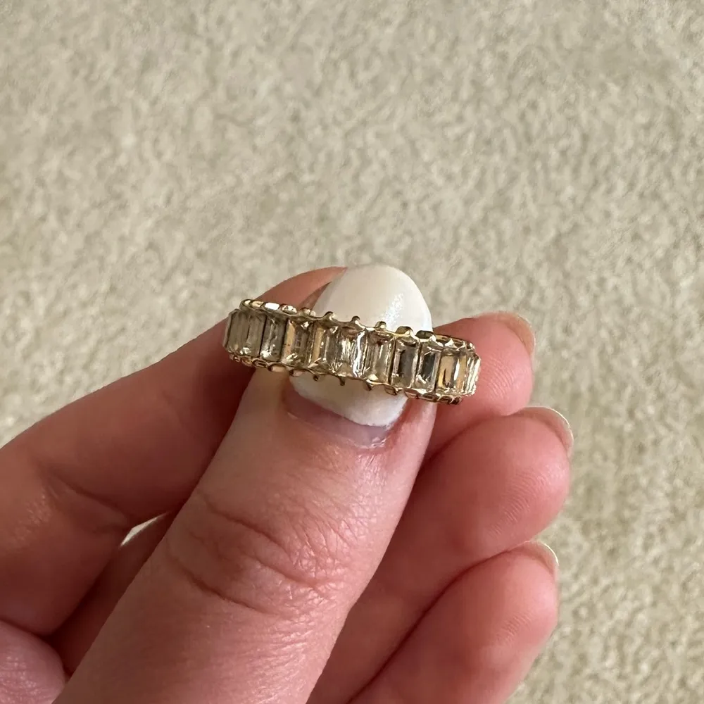 Sugar fix by BaubleBar Baguette Crystal Statement Ring Gold Clear 8 - Image 3