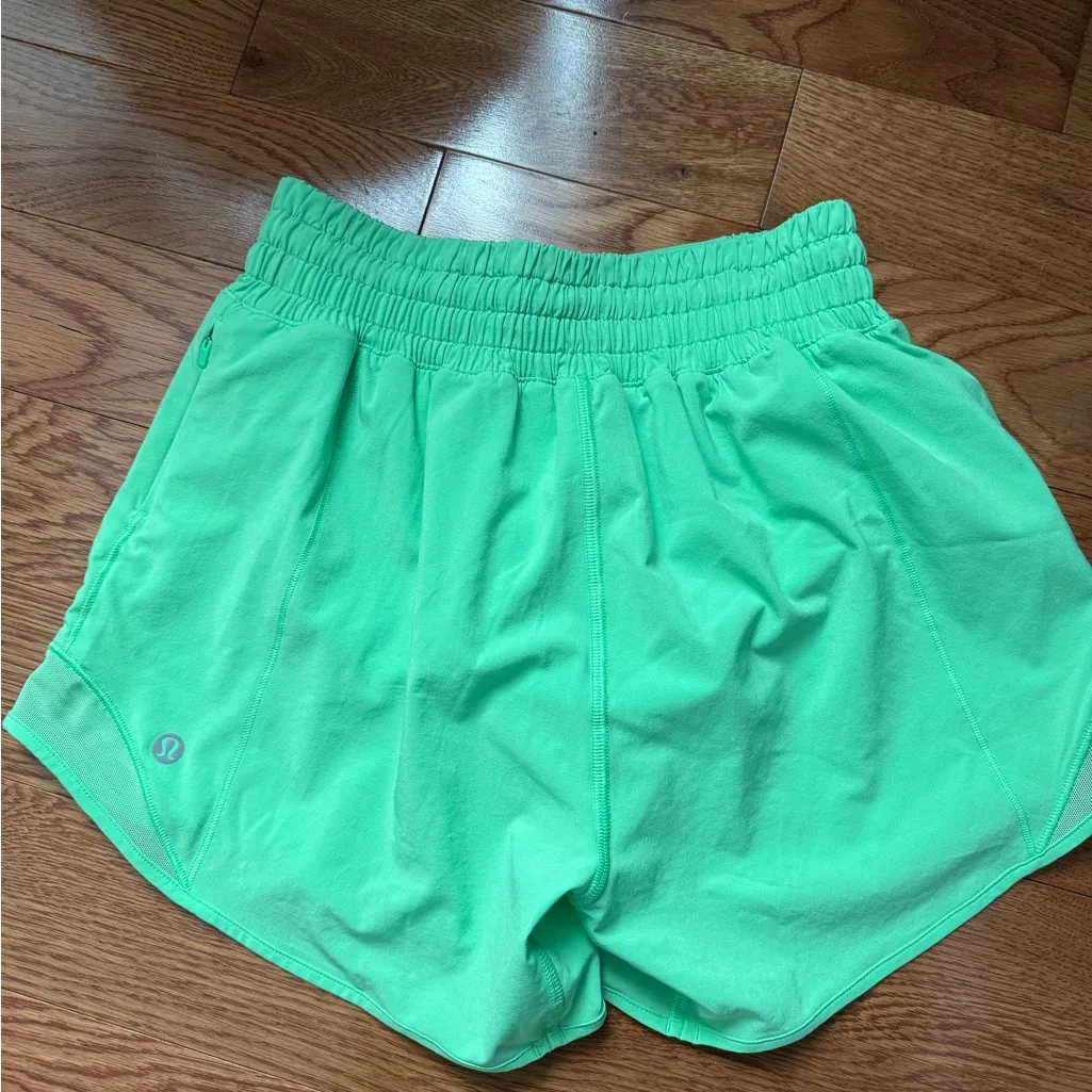 Lululemon  Athletica hotty hot shorts - Image 4