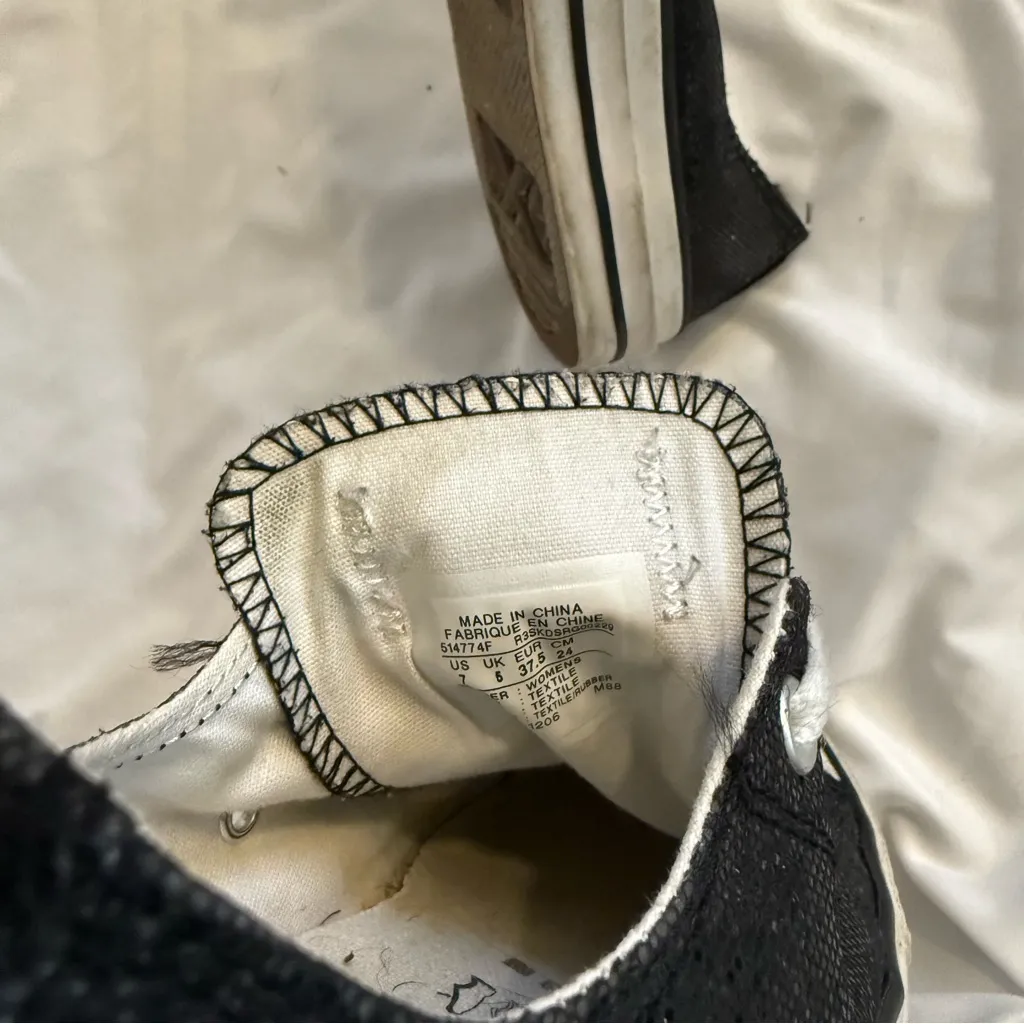 EUC Converse Chuck Taylor All Star Low-Top Metallic Glitter Sneaker - Image 5