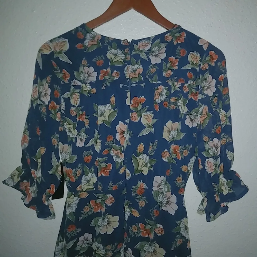 LuLus XS Cross Front 3/4 Sleeve Dress New! Style R29169 in Blue Floral Orange - Image 9