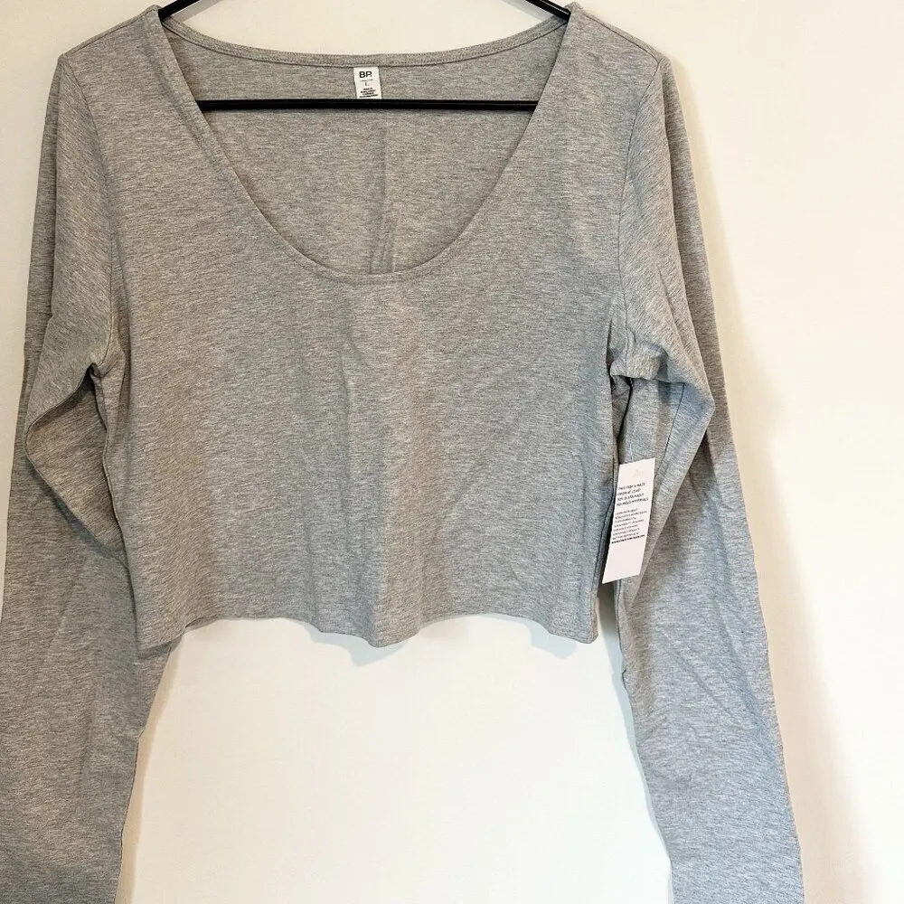 NWT BP by Nordstrom Gray Long Sleeve Scoop Neck Crop Top - Size: Large - Image 4